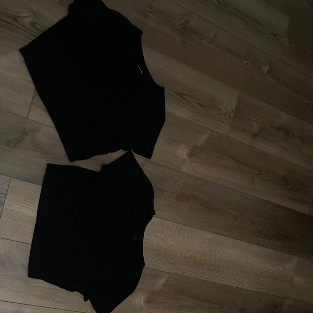 Black crop Tops